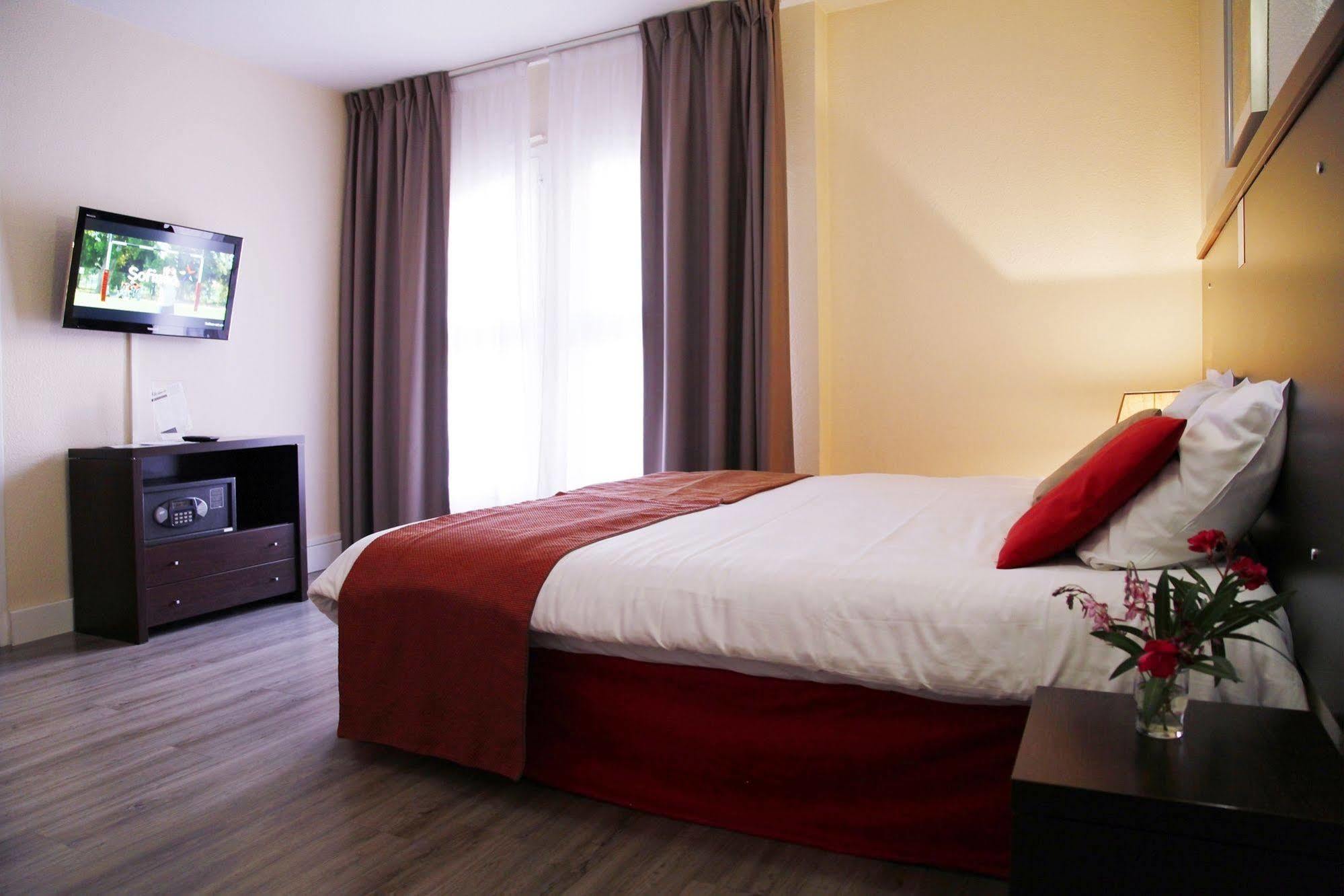 Appart Hotel Odalys City Aix En Provence L'Atrium Aix-en-Provence Eksteriør billede